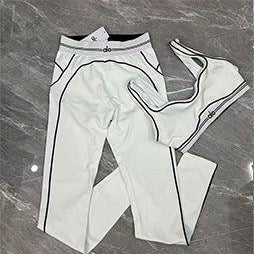 Yoga Set ( Alo)