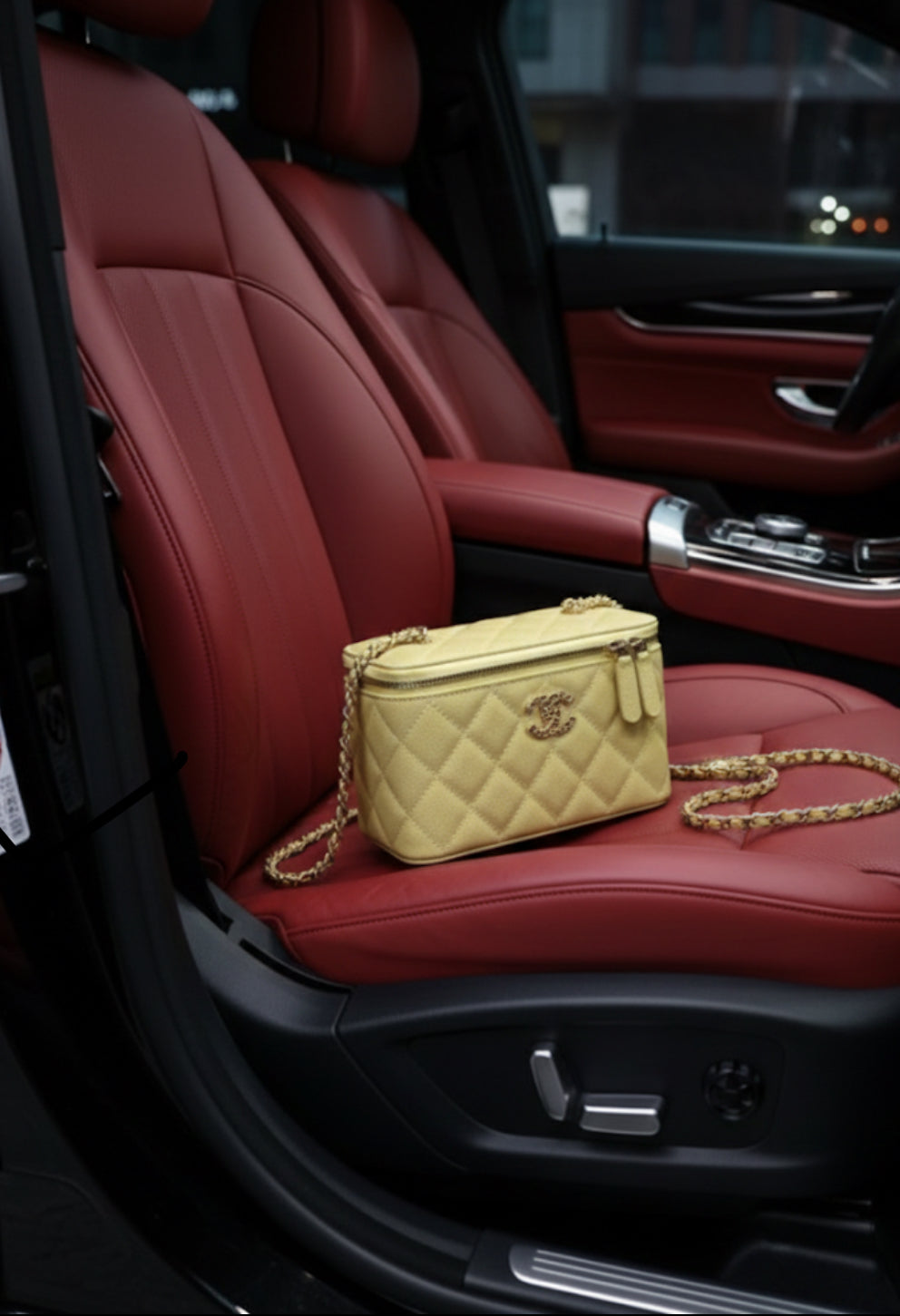 Shaped shoulder bags