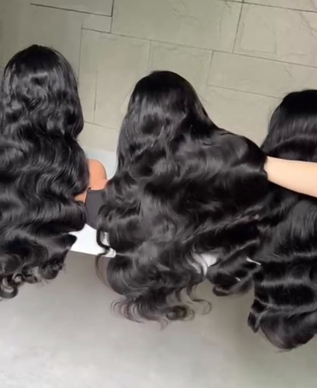 Straight Hair & Body Wave HD Lace Wigs.