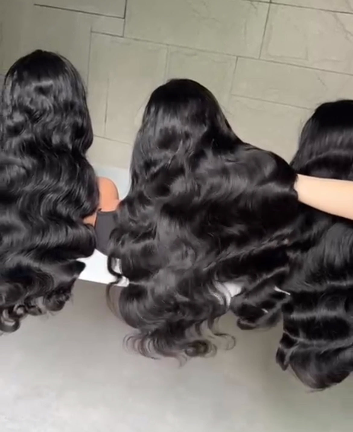 Straight Hair & Body Wave HD Lace Wigs.