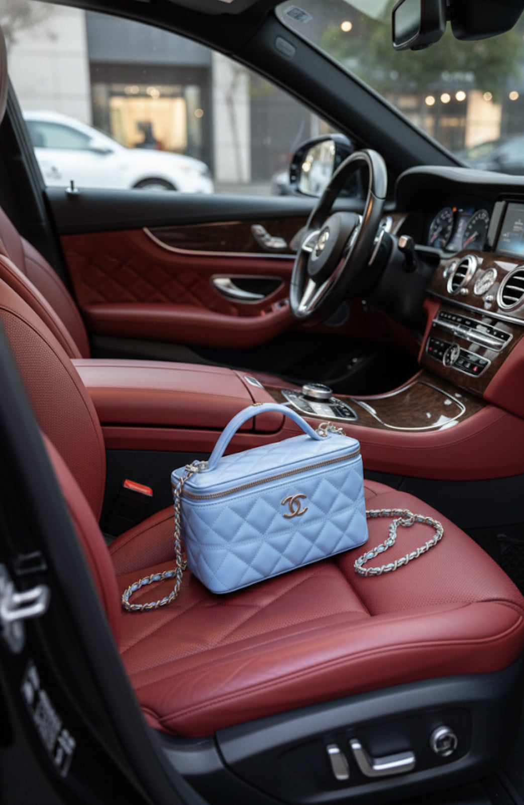 Shaped shoulder bags